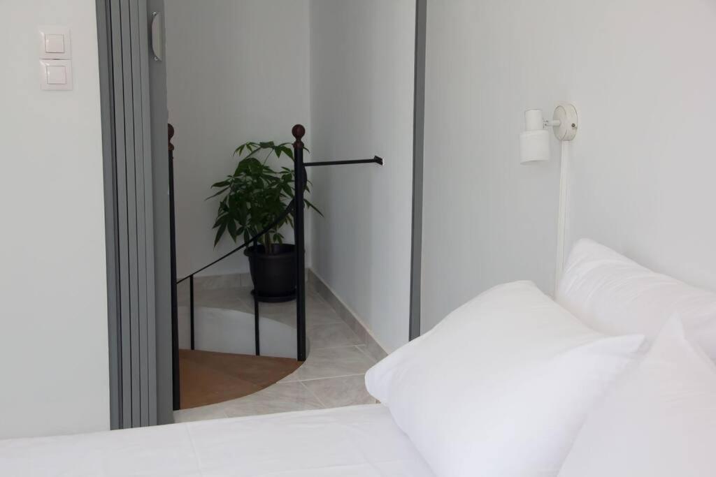 Arco Cοzy Loft Ermoupoli Exterior foto